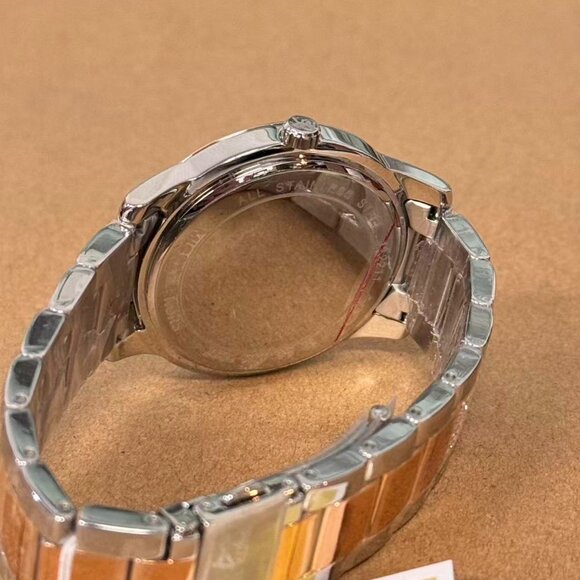 Michael Kors MK6827 Tibby White Chronograph Glitz Dial Two Tone Rose Gold/Silver - Picture 5 of 8